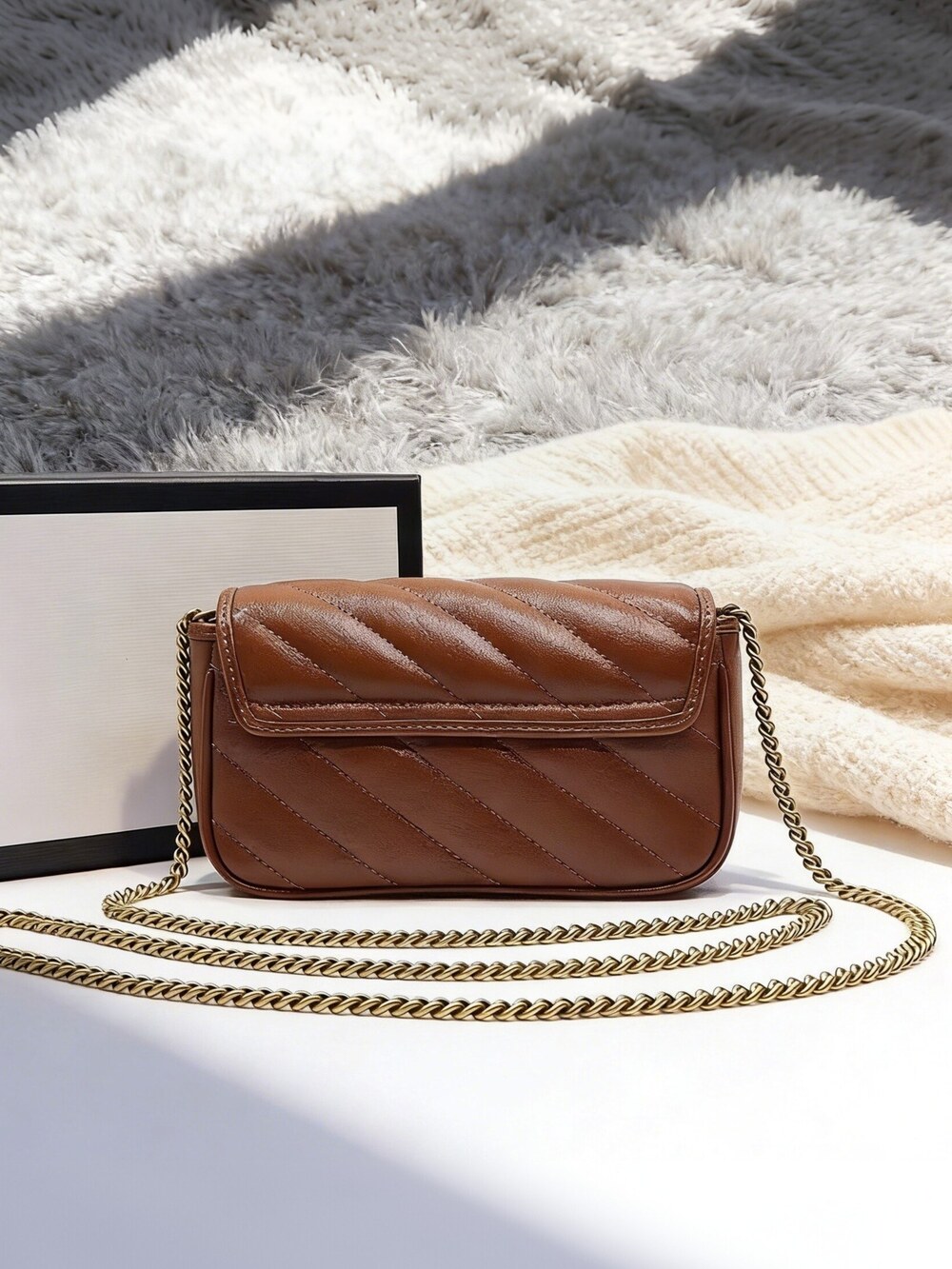 Gucci GG Marmont Super Mini Bag - Picture 4 of 6